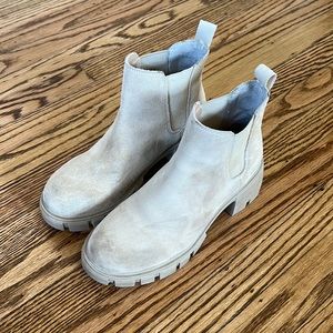 Steve Madden tan boots
